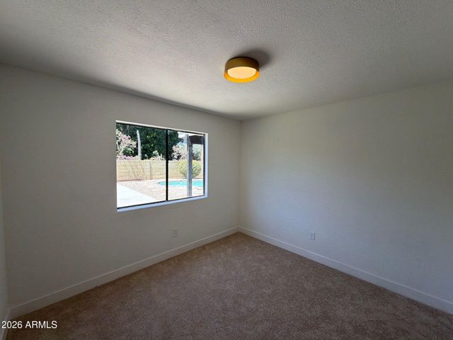 630 N ST PAUL --, Mesa, AZ 85205