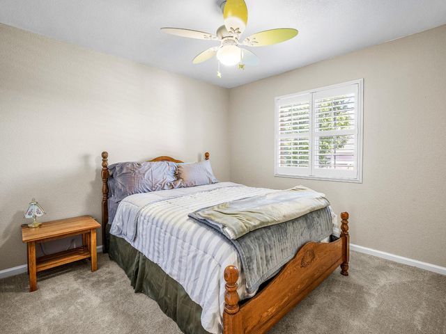 5324 Brandon Dr, Rocklin, CA 95765