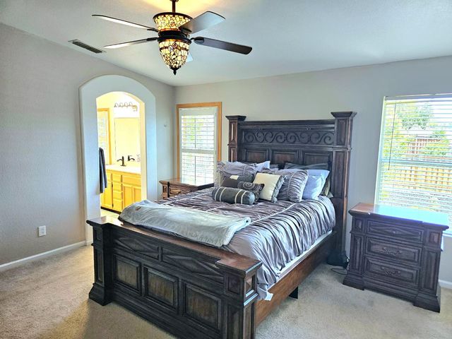 5324 Brandon Dr, Rocklin, CA 95765