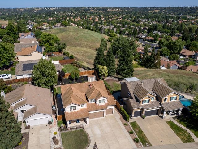 5324 Brandon Dr, Rocklin, CA 95765