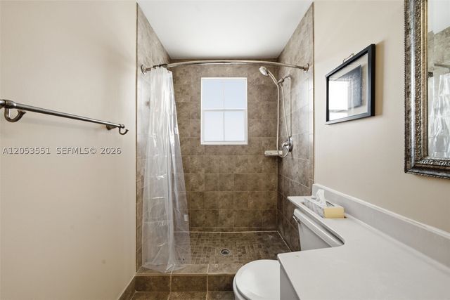 6633 Bayfront Dr, Margate, FL 33063
