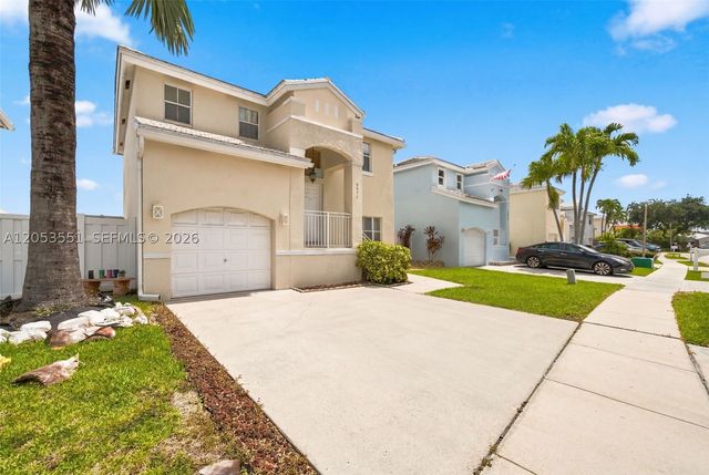 6633 Bayfront Dr, Margate, FL 33063