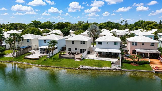 6633 Bayfront Dr, Margate, FL 33063