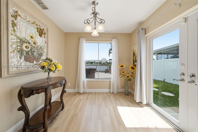 6633 Bayfront Dr, Margate, FL 33063
