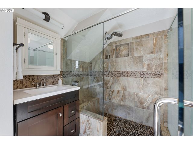 9991 Nw WILARK Ave, Portland, OR 97231