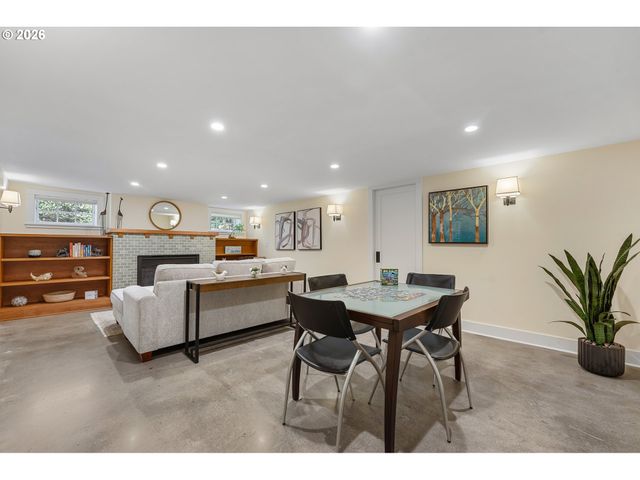 9991 Nw WILARK Ave, Portland, OR 97231