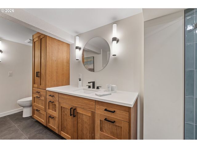 9991 Nw WILARK Ave, Portland, OR 97231