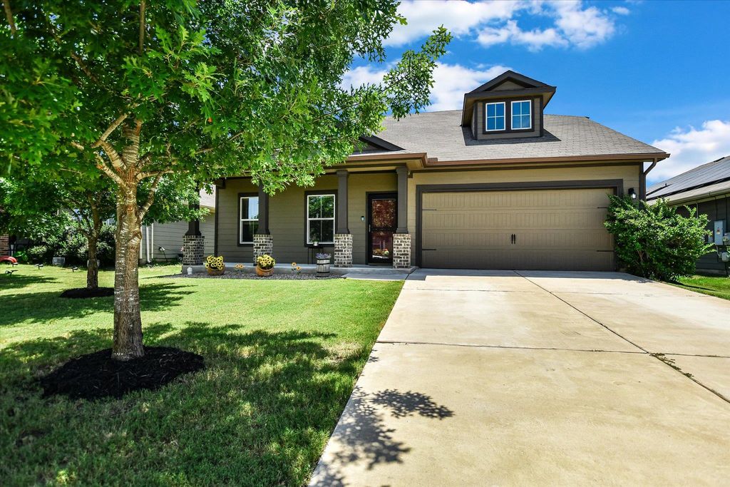 103 Navidad River DR, Hutto, TX 78634