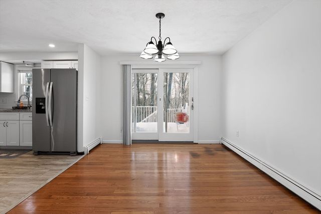 15 Flagg Cir, Waltham, MA 02453