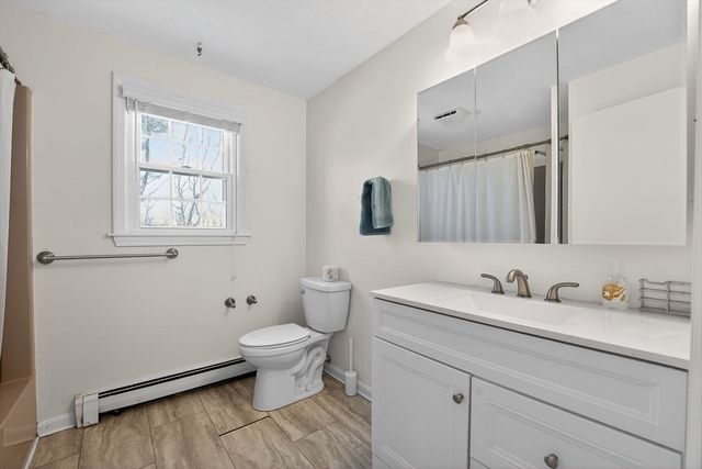 15 Flagg Cir, Waltham, MA 02453