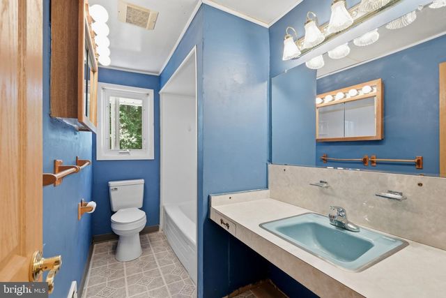 220 DOWNING RD, Somerdale, NJ 08083