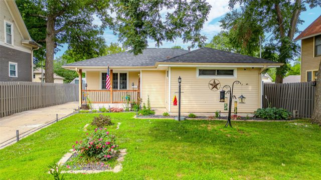 1918 9th Street, Des Moines, IA 50314