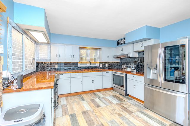 1918 9th Street, Des Moines, IA 50314
