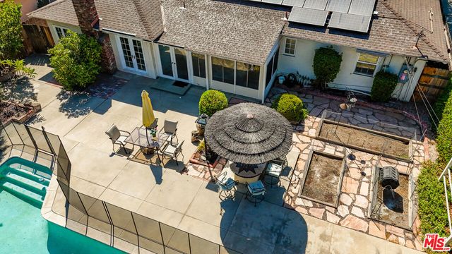 110 S Elwood Avenue, Glendora, CA 91741