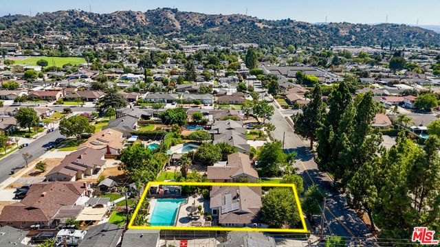 110 S Elwood Avenue, Glendora, CA 91741