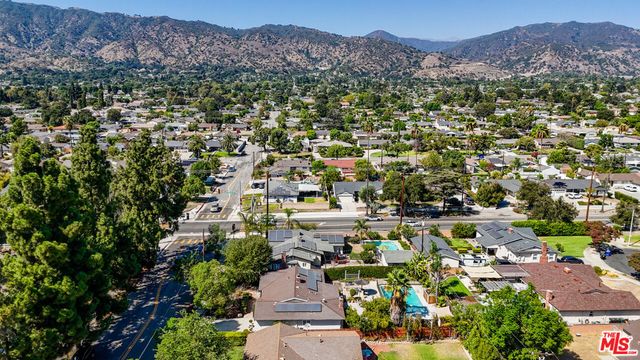 110 S Elwood Avenue, Glendora, CA 91741