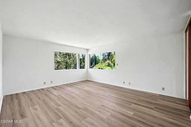 195 Avocado Place, Camarillo, CA 93010
