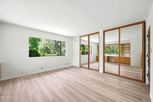 195 Avocado Place, Camarillo, CA 93010