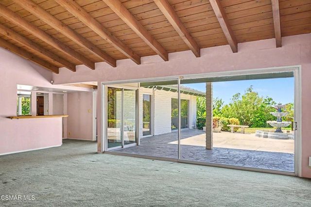 195 Avocado Place, Camarillo, CA 93010