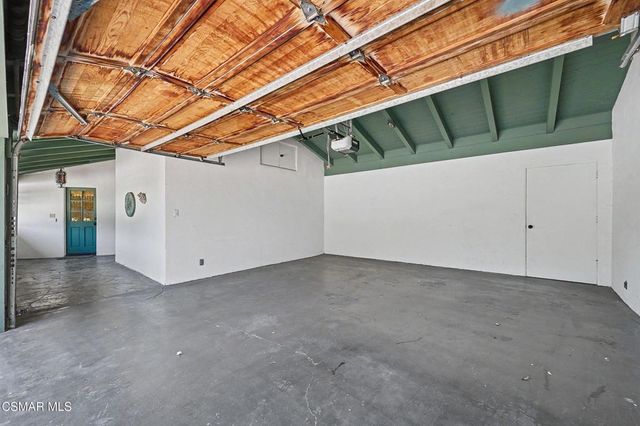 195 Avocado Place, Camarillo, CA 93010