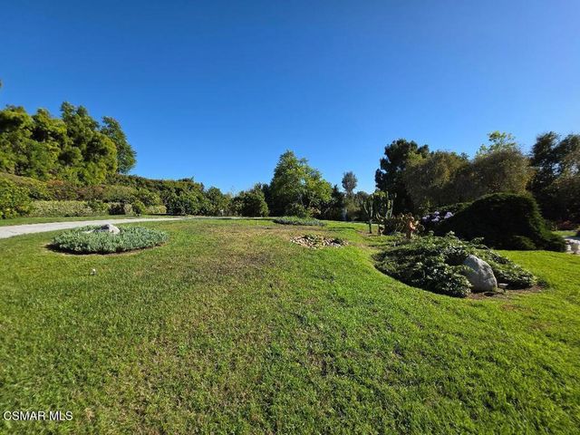 195 Avocado Place, Camarillo, CA 93010