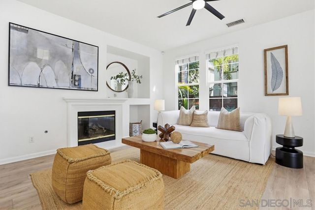 605 Seaward, Carlsbad, CA 92011