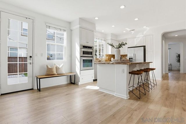 605 Seaward, Carlsbad, CA 92011