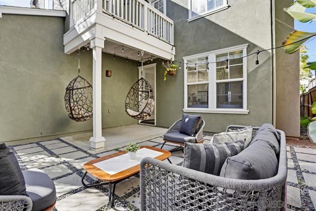 605 Seaward, Carlsbad, CA 92011