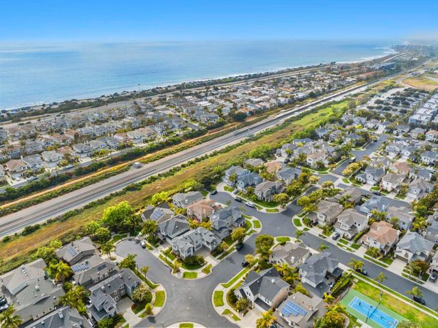 605 Seaward, Carlsbad, CA 92011