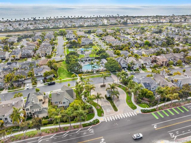 605 Seaward, Carlsbad, CA 92011