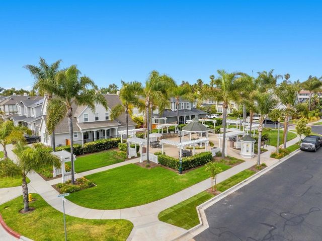 605 Seaward, Carlsbad, CA 92011