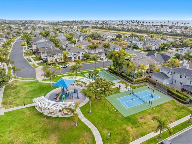 605 Seaward, Carlsbad, CA 92011