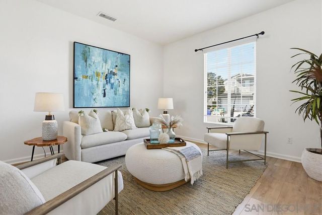 605 Seaward, Carlsbad, CA 92011