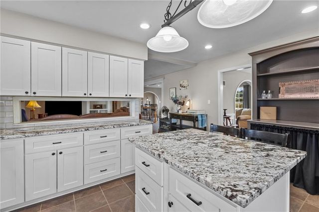 1005 W Main Street, Cleveland, MO 64734