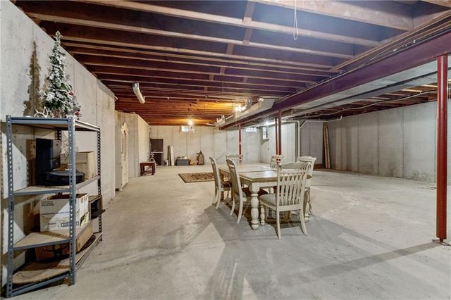 1005 W Main Street, Cleveland, MO 64734