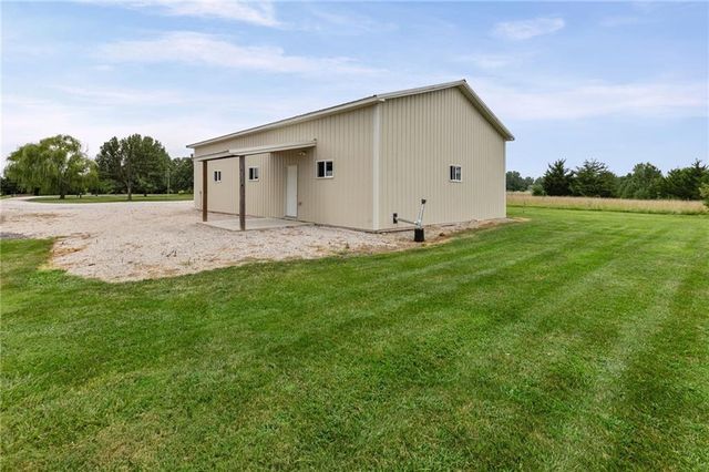 1005 W Main Street, Cleveland, MO 64734