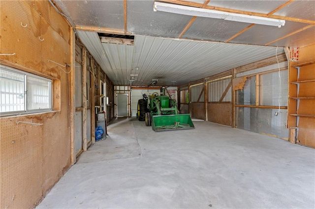 1005 W Main Street, Cleveland, MO 64734
