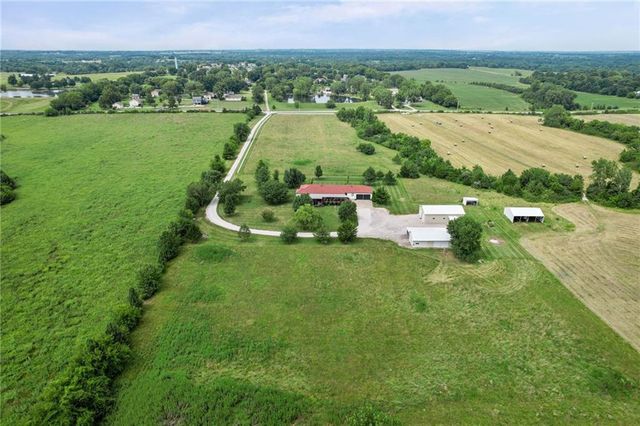 1005 W Main Street, Cleveland, MO 64734