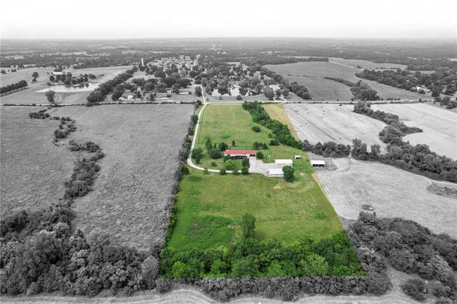 1005 W Main Street, Cleveland, MO 64734