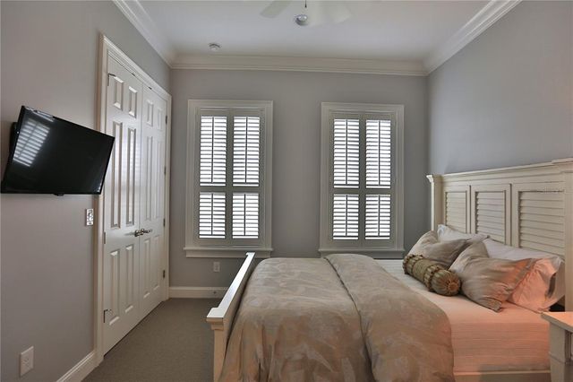 8135 NW 26TH LANE ROAD, Ocala, FL 34482