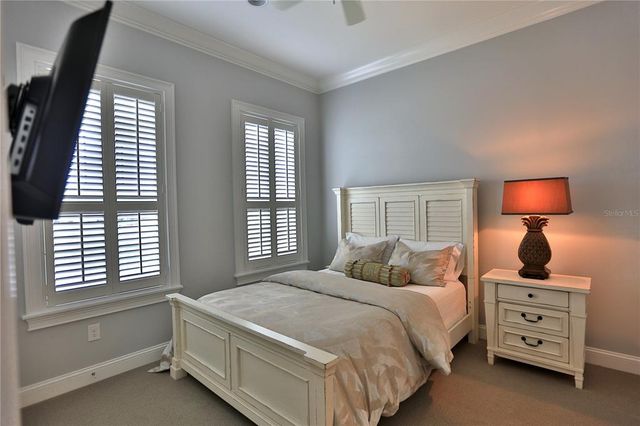8135 NW 26TH LANE ROAD, Ocala, FL 34482