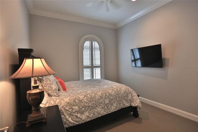 8135 NW 26TH LANE ROAD, Ocala, FL 34482