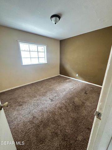 2606 SACRAMENTO Avenue, El Paso, TX 79930