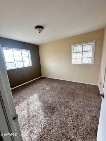 2606 SACRAMENTO Avenue, El Paso, TX 79930