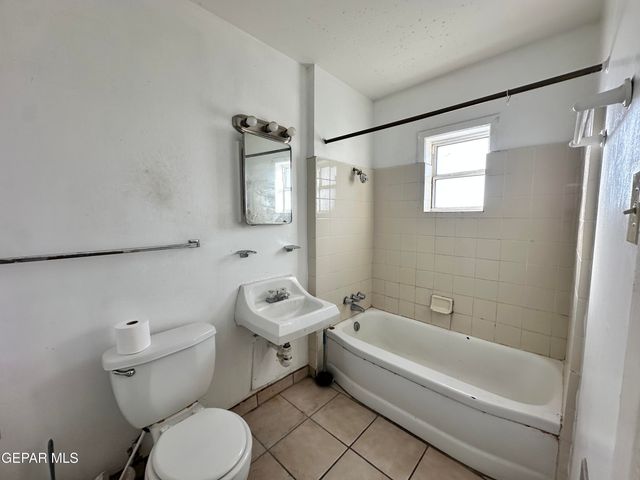 2606 SACRAMENTO Avenue, El Paso, TX 79930