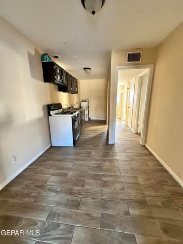 2606 SACRAMENTO Avenue, El Paso, TX 79930