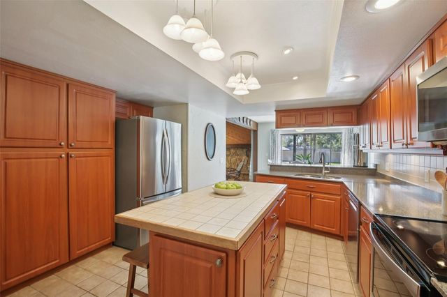 2943 MAYFAIR COURT, Clearwater, FL 33761