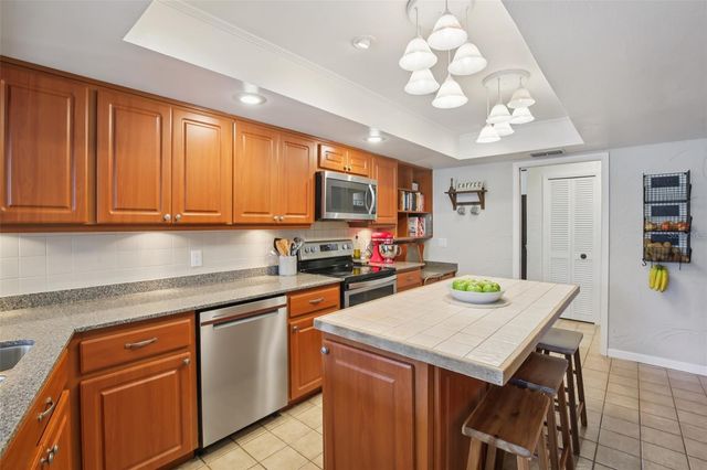 2943 MAYFAIR COURT, Clearwater, FL 33761