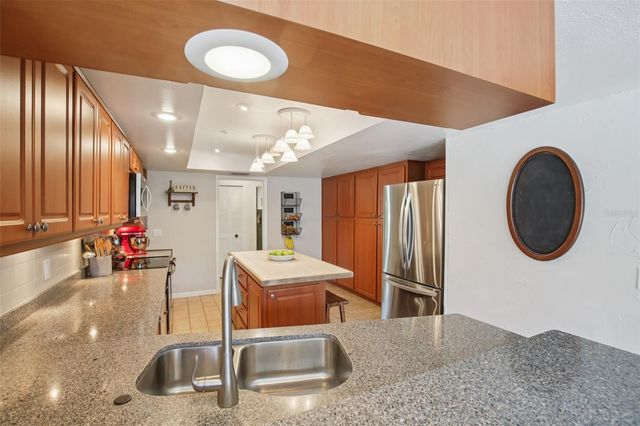 2943 MAYFAIR COURT, Clearwater, FL 33761