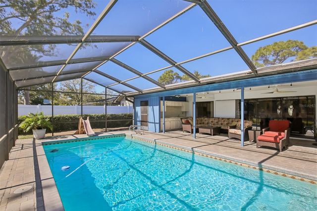 2943 MAYFAIR COURT, Clearwater, FL 33761